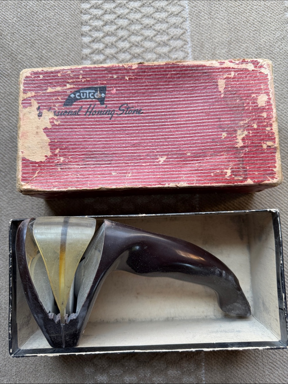 Cutco Handheld Knife Sharpener in Black and Amber Vintage made in USA
